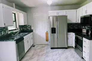 1366 Worstead Dr, Fayetteville, NC 28314 - Photo 8