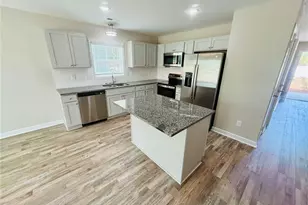 8109 King Rd, Fayetteville, NC 28306 - Photo 4