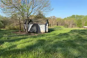 275 Hiddenite Church Rd, Hiddenite, NC 28636 - Photo 12