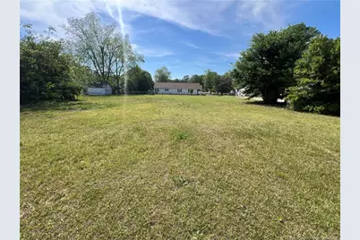 8th Street, Lumberton, NC 28358 - Photo 2