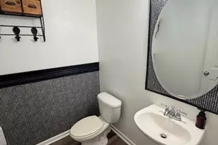 5337 Goshawk Dr, Hope Mills, NC 28348 - Photo 4