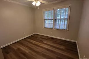 303 W 23rd St, Lumberton, NC 28358 - Photo 6