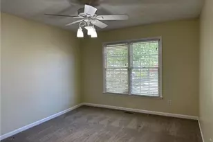 2827 Beringer Dr, Hope Mills, NC 28306 - Photo 28