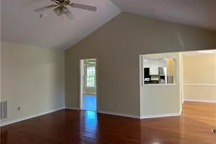 2827 Beringer Dr, Hope Mills, NC 28306 - Photo 10