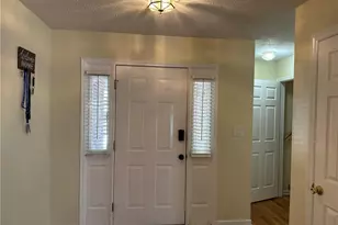 2827 Beringer Dr, Hope Mills, NC 28306 - Photo 6
