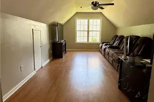 2025 Fairview Ln, Sanford, NC 27330 - Photo 22