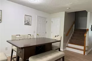 2025 Fairview Ln, Sanford, NC 27330 - Photo 10