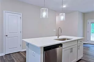 1610 Gardenia Ave, Fayetteville, NC 28311 - Photo 12