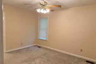 6794 St Julian Way, Fayetteville, NC 28314 - Photo 8