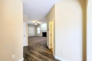 389 Roanoke Dr, Raeford, NC 28376 - Photo 2