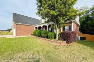 3609 Heatherbrooke Dr, Fayetteville, NC 28306 - Photo 10