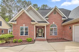 195 Falling Water Rd, Spring Lake, NC 28390 - Photo 4