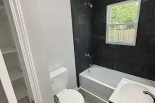 209 Gertrude St, Fayetteville, NC 28303 - Photo 8