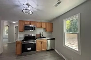 209 Gertrude St, Fayetteville, NC 28303 - Photo 4