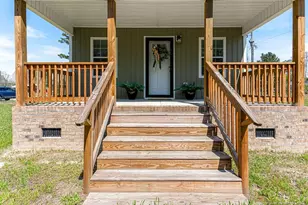 1075 Pine St, Pembroke, NC 28372 - Photo 2