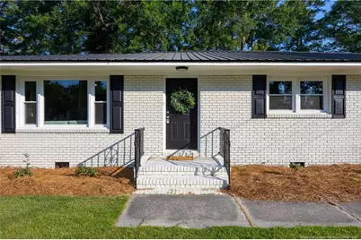 411 Lafayette Street, Clinton, NC 28328 - Photo 2