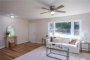 411 Lafayette St, Clinton, NC 28328 - Photo 4