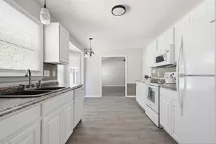 2926 Coachway Dr, Fayetteville, NC 28306 - Photo 24