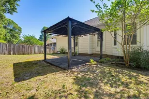 2926 Coachway Dr, Fayetteville, NC 28306 - Photo 44