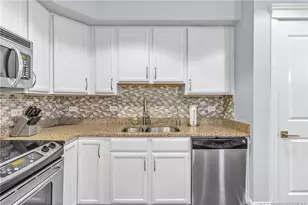 222 Glenwood Ave, Raleigh, NC 27603 - Photo 12