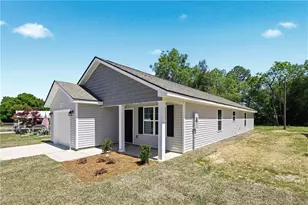 219 S 5th St, Spring Lake, NC 28390 - Photo 2