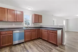 542 Gapway Ct, Hope Mills, NC 28348 - Photo 18