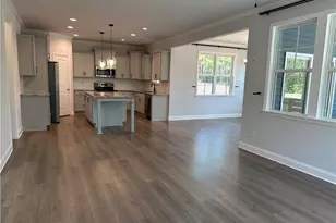 373 Kensington Dr, Spring Lake, NC 28390 - Photo 8