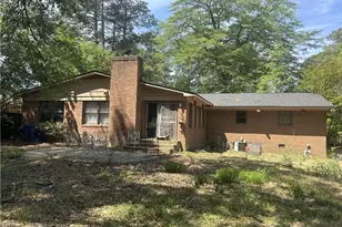 1433 Berriedale Dr, Fayetteville, NC 28304 - Photo 2