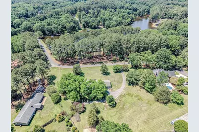 1802 Holiday Road, Sanford, NC 27330 - Photo 2