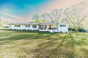 1802 Holiday Rd, Sanford, NC 27330 - Photo 4