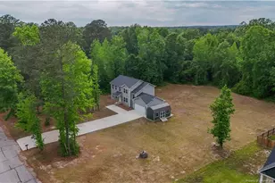 7811 Lucinda Ln, Linden, NC 28356 - Photo 36