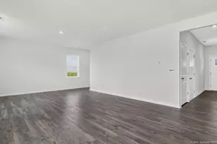 712 Lazy Elm Ln, Aberdeen, NC 28315 - Photo 16