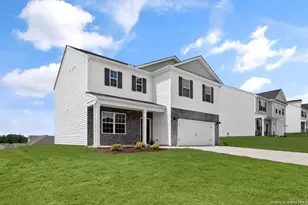 712 Lazy Elm Ln, Aberdeen, NC 28315 - Photo 2