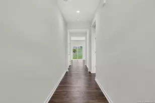 713 Lazy Elm Ln, Aberdeen, NC 28315 - Photo 4