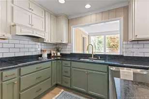 130 S Herndon St, Fayetteville, NC 28303 - Photo 12