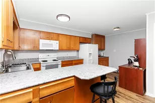 1914 Wyatt St, Fayetteville, NC 28304 - Photo 6