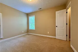 422 Jamestown Ave, Fayetteville, NC 28303 - Photo 20