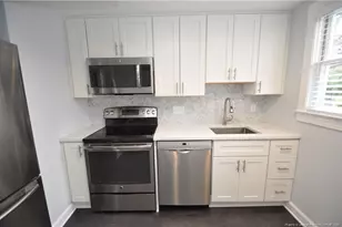 1008 Nichols Dr, Raleigh, NC 27605 - Photo 18