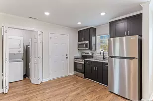 1075 Pine St, Pembroke, NC 28372 - Photo 4