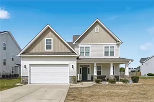 333 Wishaw Ct, Hope Mills, NC 28348 - Photo 2