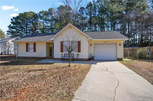 4303 Bridge St, Hope Mills, NC 28348 - Photo 4