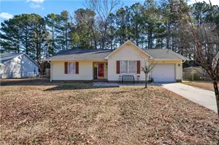 4303 Bridge St, Hope Mills, NC 28348 - Photo 2