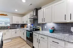 405 Thorny Br Dr, Raleigh, NC 27603 - Photo 8