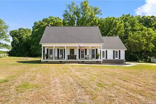 2310 Lakewood Falls Rd, Goldston, NC 27252 - Photo 2