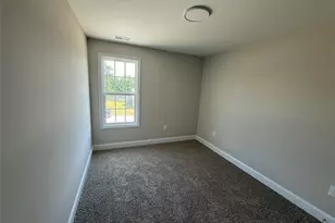 1205 Bromley Dr, Fayetteville, NC 28304 - Photo 6
