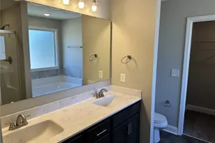 1890 Frankie Ave, Fayetteville, NC 28304 - Photo 12