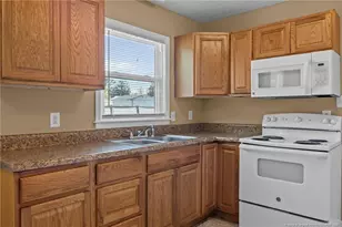 314 Cartwright Dr, Fayetteville, NC 28303 - Photo 8