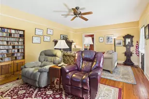 524 Carthage St, Cameron, NC 28326 - Photo 6