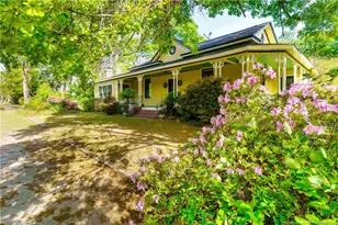 524 Carthage St, Cameron, NC 28326 - Photo 1