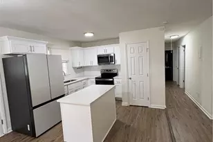 4334 Forest View Dr, Fayetteville, NC 28304 - Photo 10